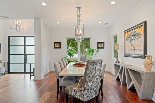 Elegant and intimate, the formal dining room is perfect to host memorable dinners or elevated gatherings. | Image 6