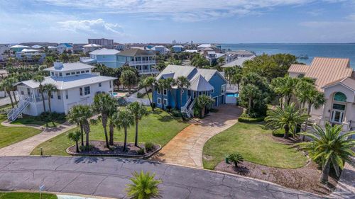 5 Sugar Bowl Ln, Pensacola Beach, FL, 32561-2452 | Card Image