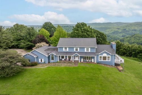 142 Vecchio Ln, Morgantown, WV, 26508-4226 | Card Image