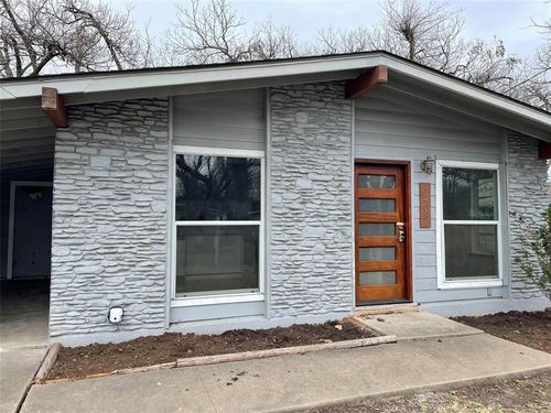 3208 Thompson St, Austin, TX, 78702-3125 | Card Image