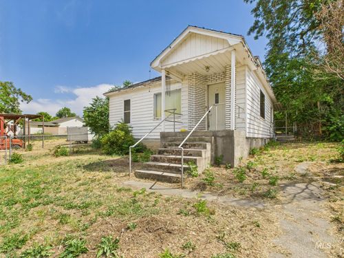 1104 2nd St, Asotin, WA, 99402-9553 | Card Image