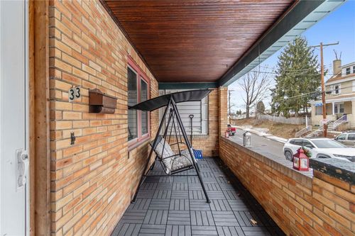 33 Cedricton St, Pittsburgh, PA, 15210-3565 | Card Image