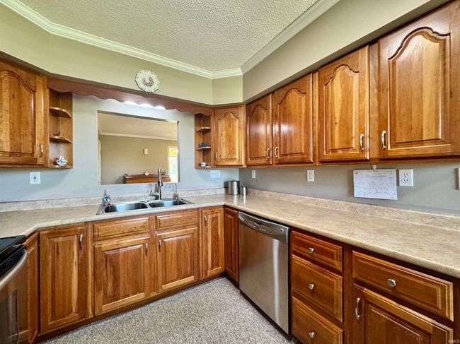 7020 E County Road 1200 N, House other with 3 bedrooms, 2 bathrooms and null parking in Eaton IN | Image 14