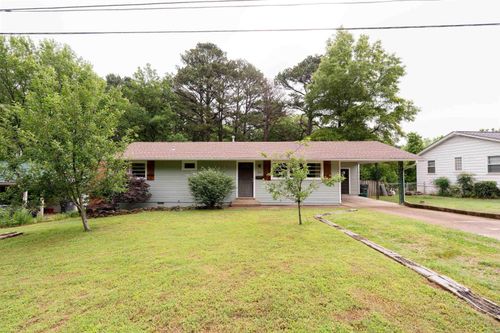 824 Sunnyhill St, Searcy, AR, 72143-3937 | Card Image