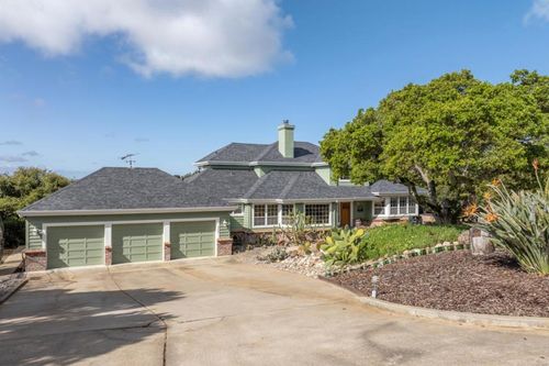 378 Crazy Horse Canyon Rd, Salinas, CA, 93907-8420 | Card Image