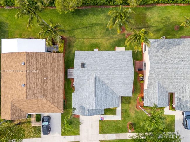 2590 Se 7 Th Pl, House other with 2 bedrooms, 2 bathrooms and null parking in HOMESTEAD FL | Image 8