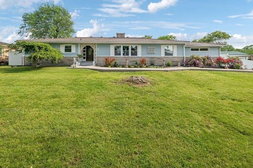 604 College Ave E, Carthage, TN, 37030-1454 | Card Image