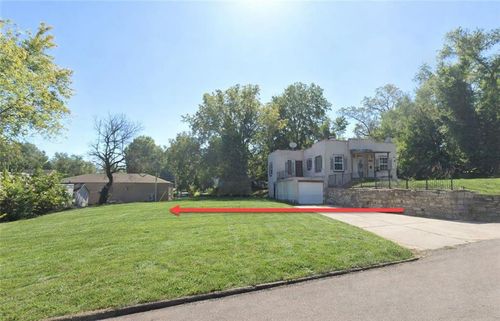 5503 Clark St, Kansas City, KS, 66106-1322 | Card Image
