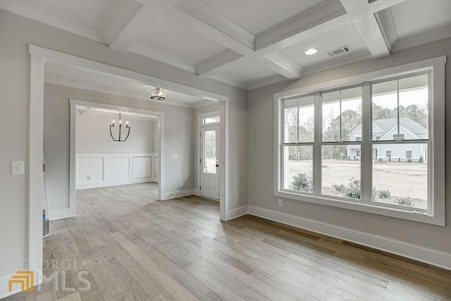 7030 Majors Rd, House other with 5 bedrooms, 3 bathrooms and 4 parking in Cumming GA | Image 7