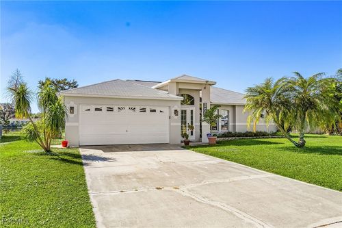 10250 Sandy Hollow Ln, Bonita Springs, FL, 34135-6601 | Card Image