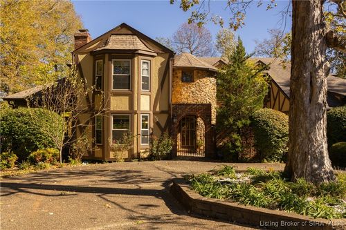 261 Indian Hills Dr Ne, Corydon, IN, 47112-7258 | Card Image