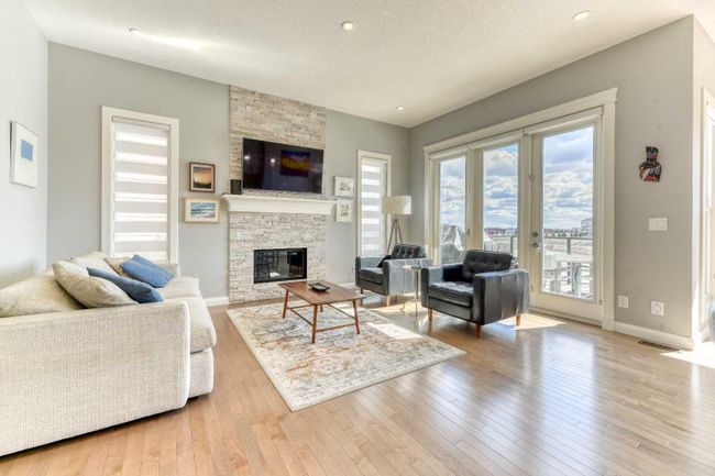 140 Nolanlake View Nw, Home with 4 bedrooms, 3 bathrooms and 4 parking in Calgary AB | Image 6