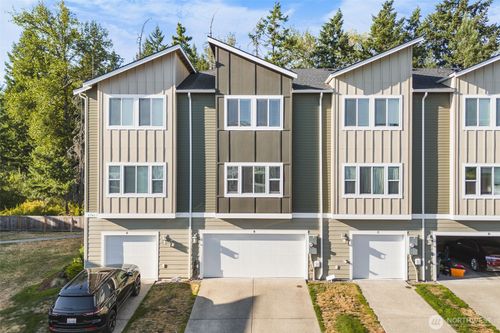 unit-b-17413 118th Avenue Ct E, Puyallup, WA, 98374-7807 | Card Image