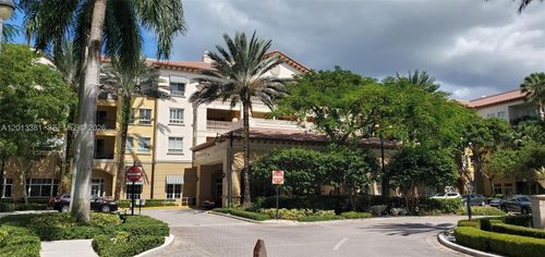 428-16102 Emerald Estates Dr, Weston, FL, 33331-6124 | Card Image