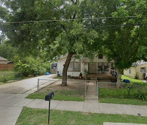 726 Helena Street, Dallas, TX, 75217 | Card Image
