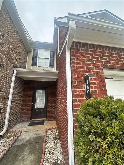 186 Bellewood Oak Dr, Tucker, GA, 30084-3127 | Card Image