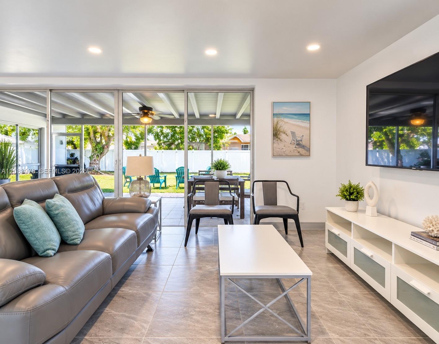 Residential Lease in Cape Coral 3