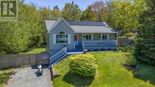 42 Oceanbreeze Avenue, Herring Cove, NS, B3V1H5 | Card Image