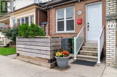 449 Rogers Rd, House other with 2 bedrooms, 1 bathrooms and null parking in York ON | Image 2