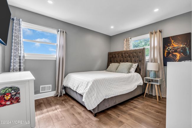 43 Athens Ave, House other with 3 bedrooms, 3 bathrooms and null parking in Old Bridge NJ | Image 12