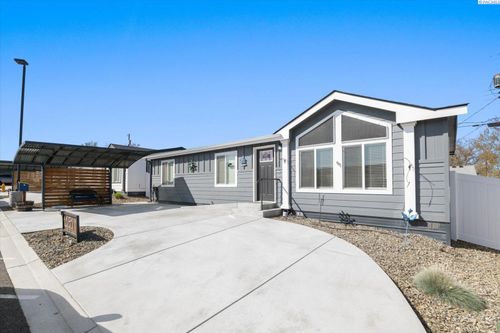 1161 N Harrison Place, Kennewick, WA, 99336 | Card Image