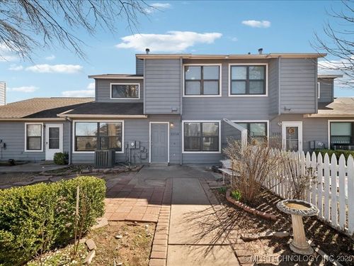 2218 Quantico St, Broken Arrow, OK, 74011-1411 | Card Image