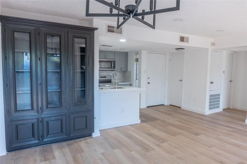 apt-129-3919 Fairmont Pkwy, Pasadena, TX, 77504-3095 | Card Image