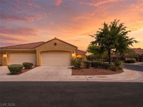 7540 Key Royale Ct, Las Vegas, NV, 89131-1755 | Card Image