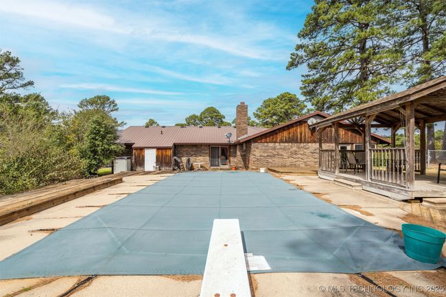 33742 Pleasant Valley Rd, House other with 3 bedrooms, 3 bathrooms and null parking in Poteau OK | Image 8