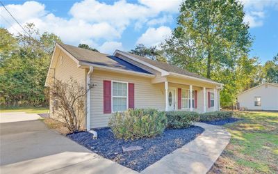 158 Arrowhead Drive, House other with 3 bedrooms, 2 bathrooms and null parking in Lavonia GA | Image 2