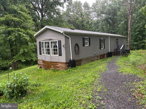 8964 Jersey Mountain Rd, POINTS, WV, 25437-9506 | Card Image