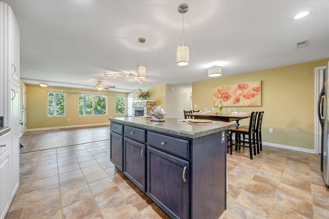Breakfast Area | Image 22