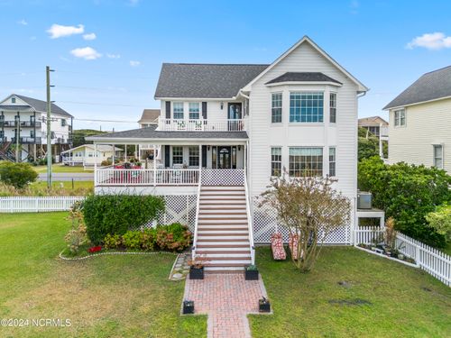 1103 S Topsail Dr, Surf City, NC, 28445-6763 | Card Image
