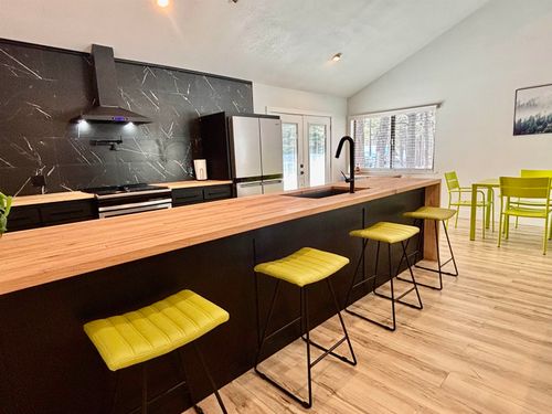 52 Knollwood Way, Angel Fire, NM, 87710-8043 | Card Image