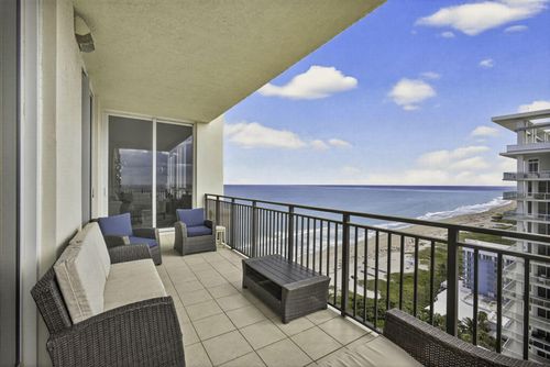 2050-3800 N Ocean Dr, Riviera Beach, FL, 33404-2896 | Card Image