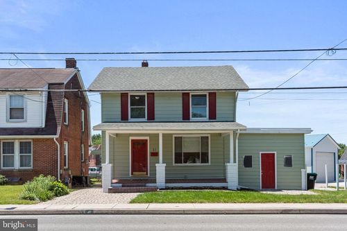 41 Center St, HANOVER, PA, 17331-2829 | Card Image