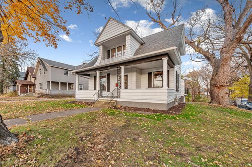 504 State St N, Waseca, MN, 56093-2812 | Card Image