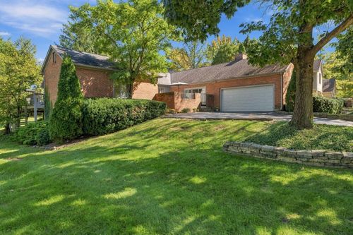 8874 Cruden Bay Ct, Dublin, OH, 43017-9404 | Card Image