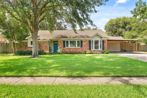 15606 Lakeview Drive, Jersey Village, TX, 77040 | Card Image