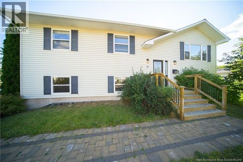 26 Willingdon St, Oromocto, NB, E2V4N4 | Card Image