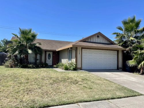 5328 Vichy Cir, Antelope, CA, 95843-3806 | Card Image
