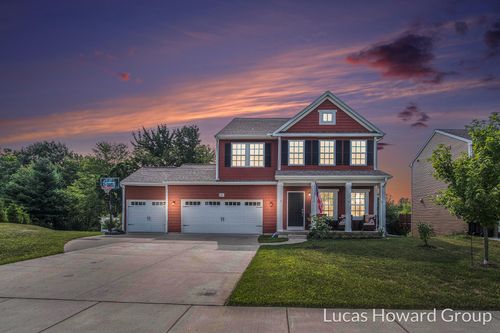 490 Pioneer Trl, Cedar Springs, MI, 49319-8135 | Card Image