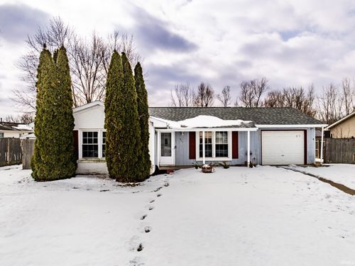 311 Maxine Dr, Garrett, IN, 46738-1097 | Card Image