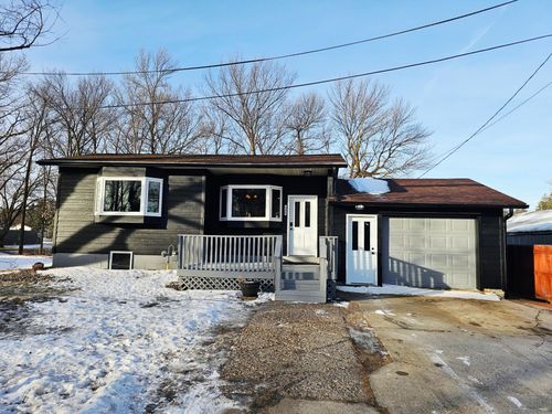 1309 Porter Rd, Montevideo, MN, 56265-2098 | Card Image