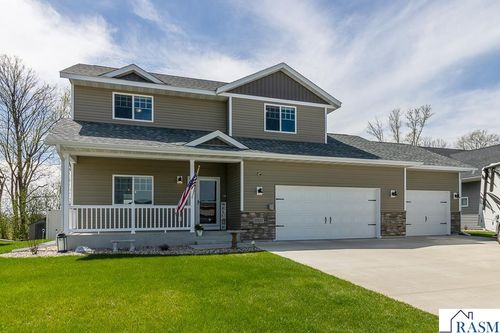 2021 Bluestem Dr, Mankato, MN, 56001-1203 | Card Image