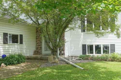 500 N Front St, DORCHESTER, WI, 54425-9521 | Card Image