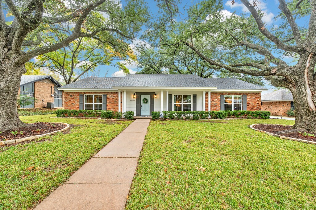 Lake Hurst Dr, Waco, TX 76710