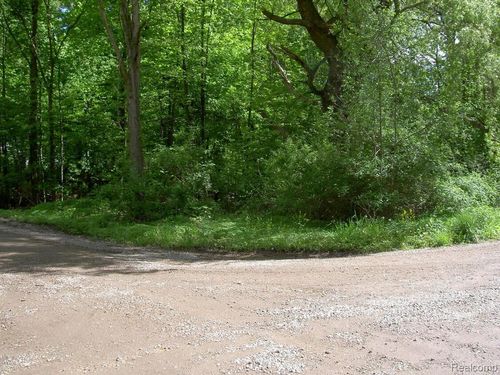 0000 Bridge Rd, Waterford, MI, 48329 | Card Image