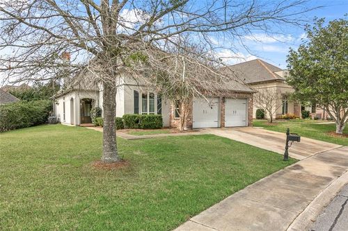 19466 Kelly Wood Ct, Baton Rouge, LA, 70809-6757 | Card Image