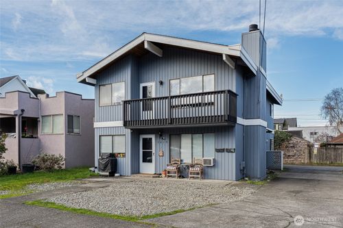 upper-2619 58th Ave Sw, Seattle, WA, 98116-2227 | Card Image